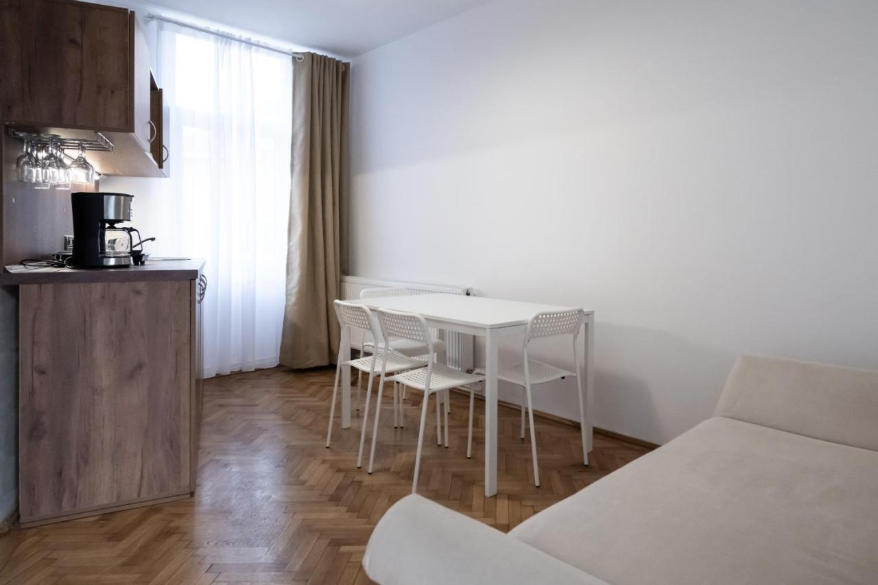 Hotel Casa Basarab Brašov Exteriér fotografie