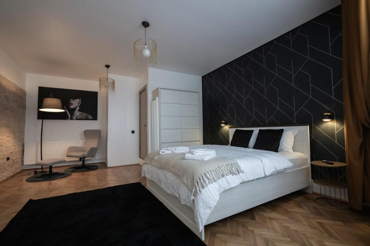 Hotel Casa Basarab Brašov Exteriér fotografie
